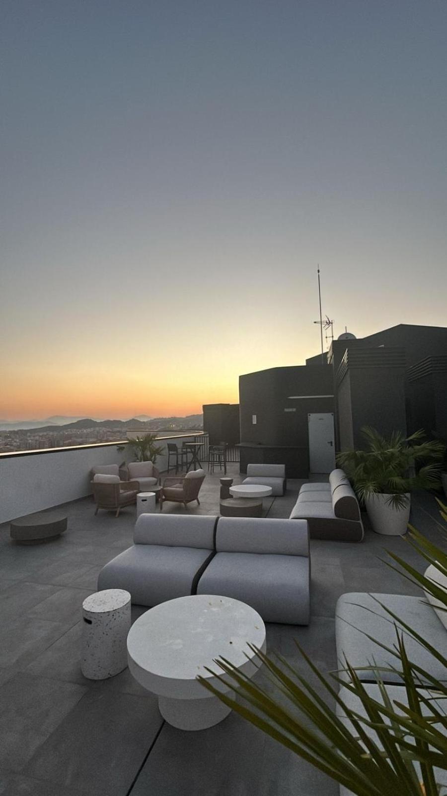 Urban Sky Apartment Malaga Ngoại thất bức ảnh